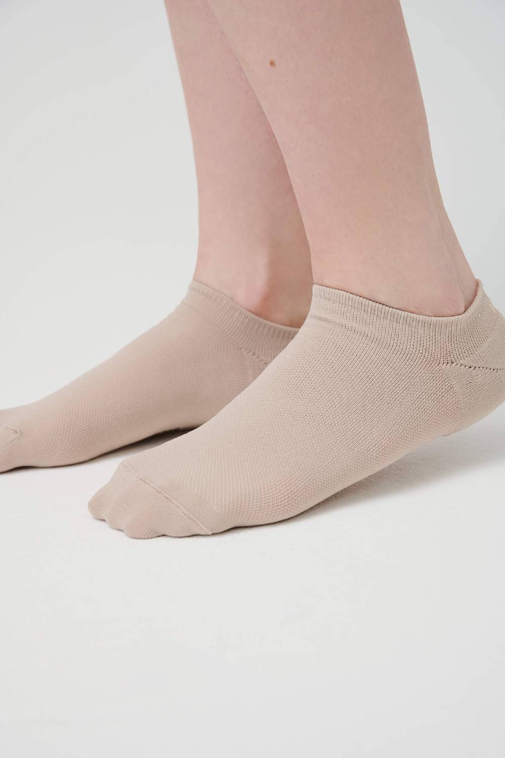 Item M6 Socks Sneaker No Show Top Angebot