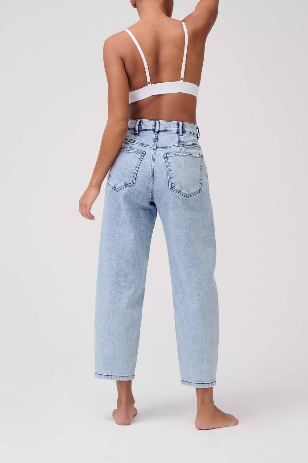 Item M6 Relaxed Denim High Rise Pants Saisonale Angebote