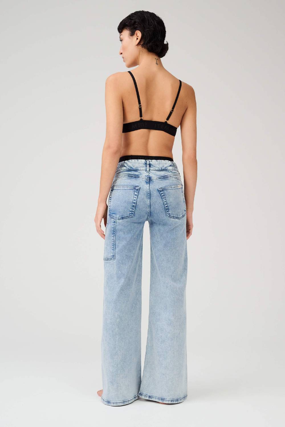 Item M6 Wide Legged High Rise Denim Tägliche Deals