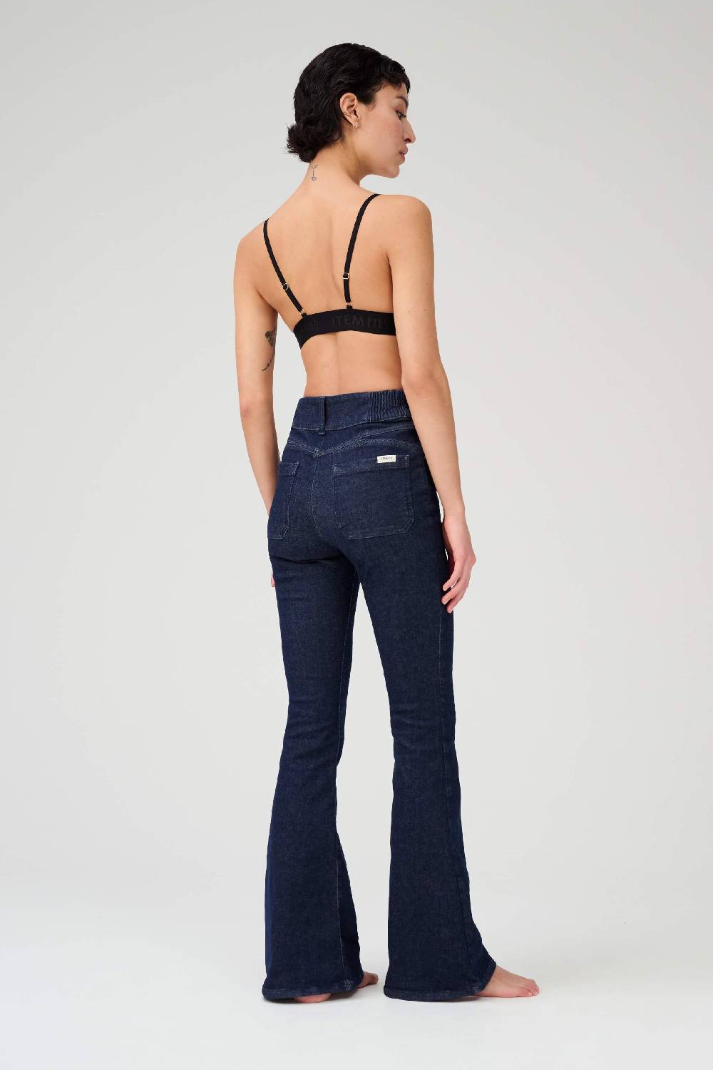 Item M6 Flared High Rise Denim Sonderangebote