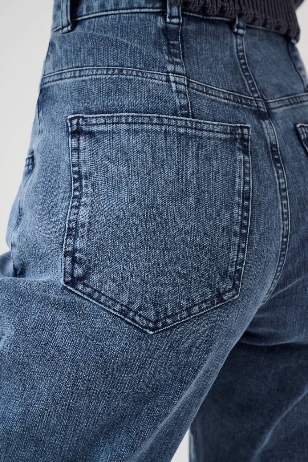 Item M6 Relaxed Denim High Rise Pants VIP-Rabatte