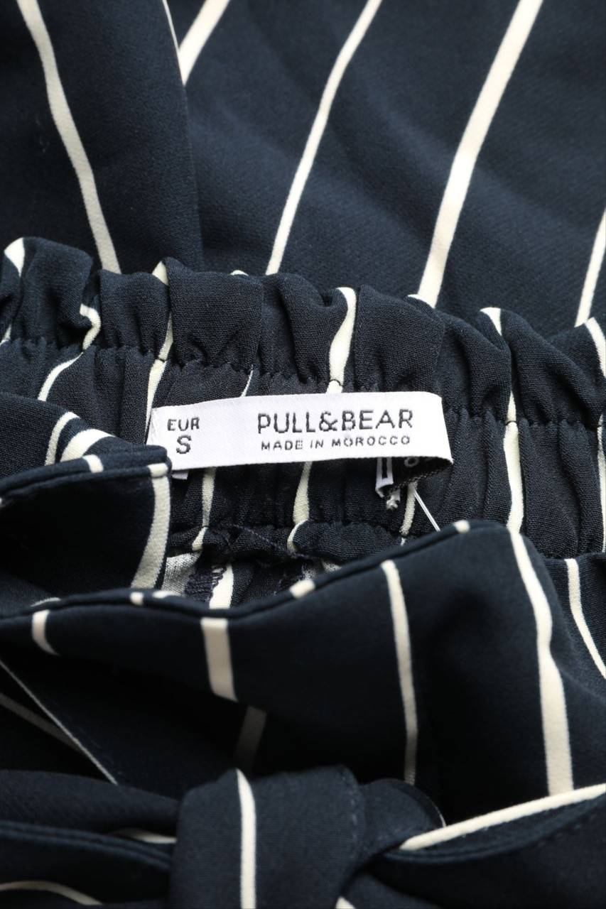 Carou PULL&BEAR Paperbag-Hotpants mit Streifen Lagerräumung