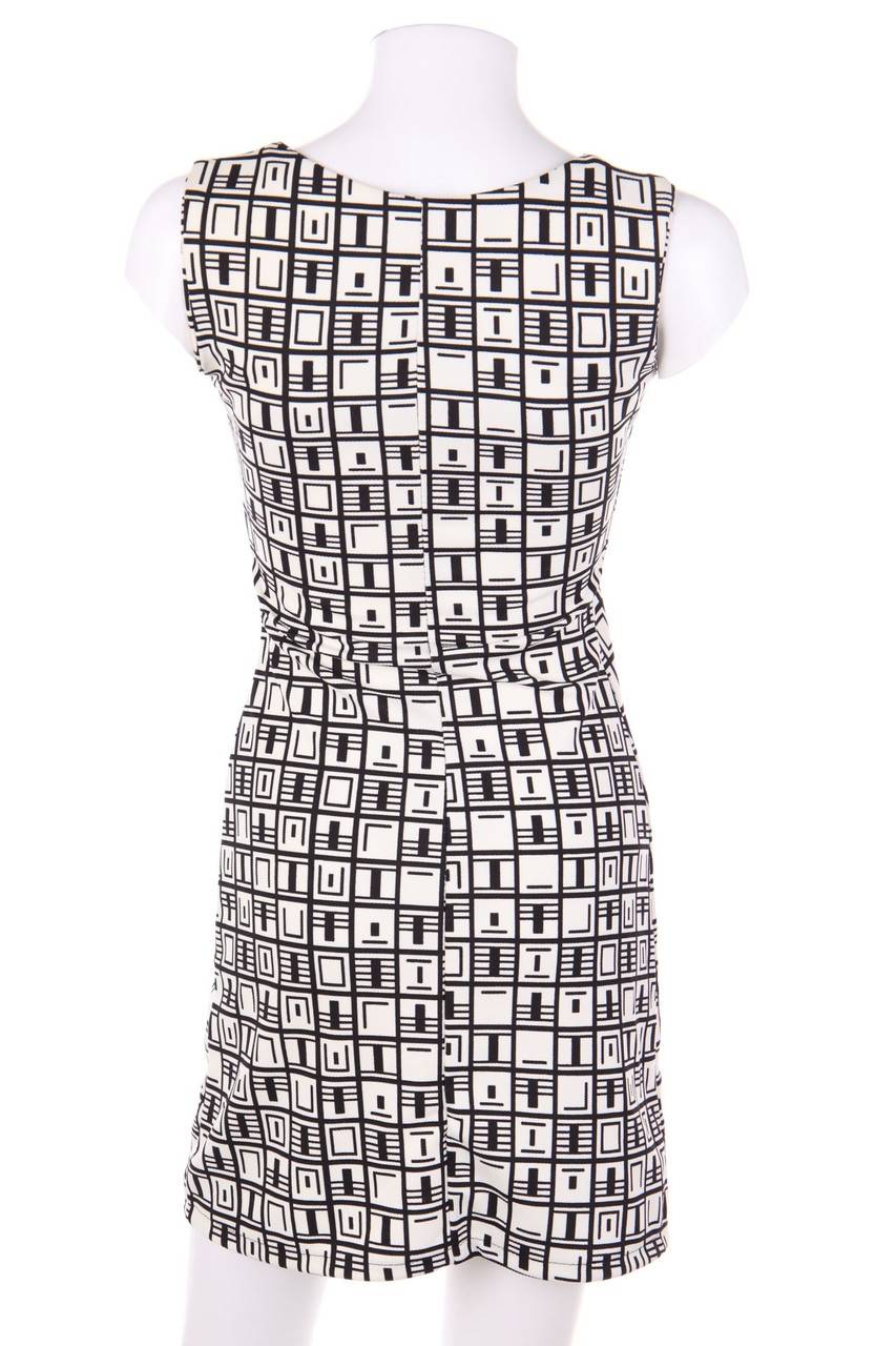 Carou Ohne Label Kleid mit geometrischem Muster Neueste Mode