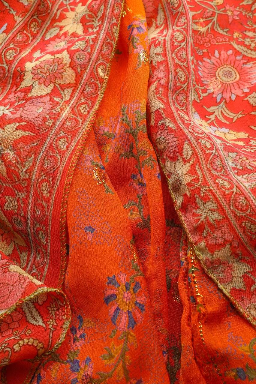 Carou Ohne Label Seidenkleid mit Muster Nur noch ein Tag übrig