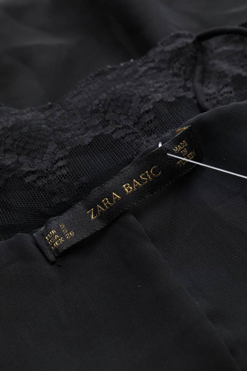 Carou ZARA Plissee-Blusentop mit Spitze Fabrikpreis