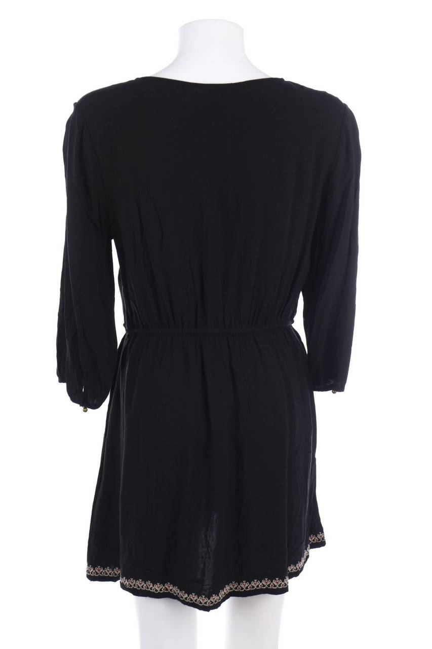 Carou FOREVER 21 Kleid mit Stickereien Online Shopping