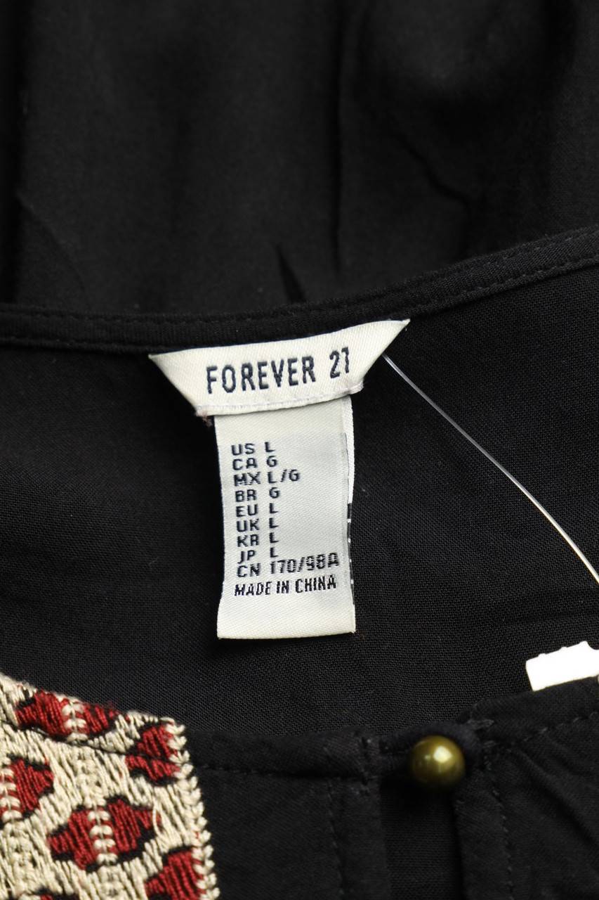Carou FOREVER 21 Kleid mit Stickereien Online Shopping