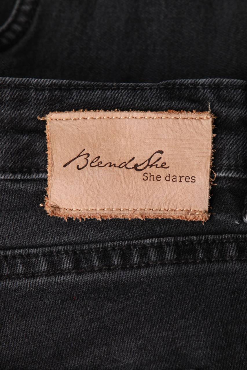 Carou Blend She Destroyed Skinny-Jeans mit Logo-Badge Blitzangebot