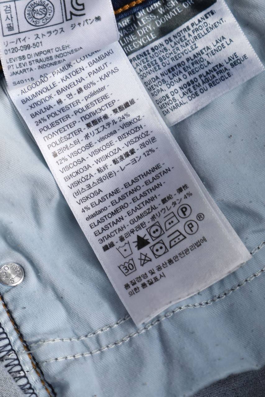 Carou LEVI´S Used Look Straight Cut Jeans mit Logo-Patch Räumungsverkauf