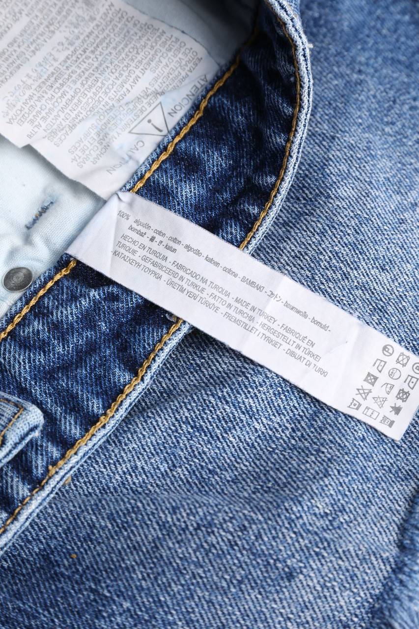 Carou ZARA DENIM Destroyed Jeans-Shorts Vierteljährliche Förderung