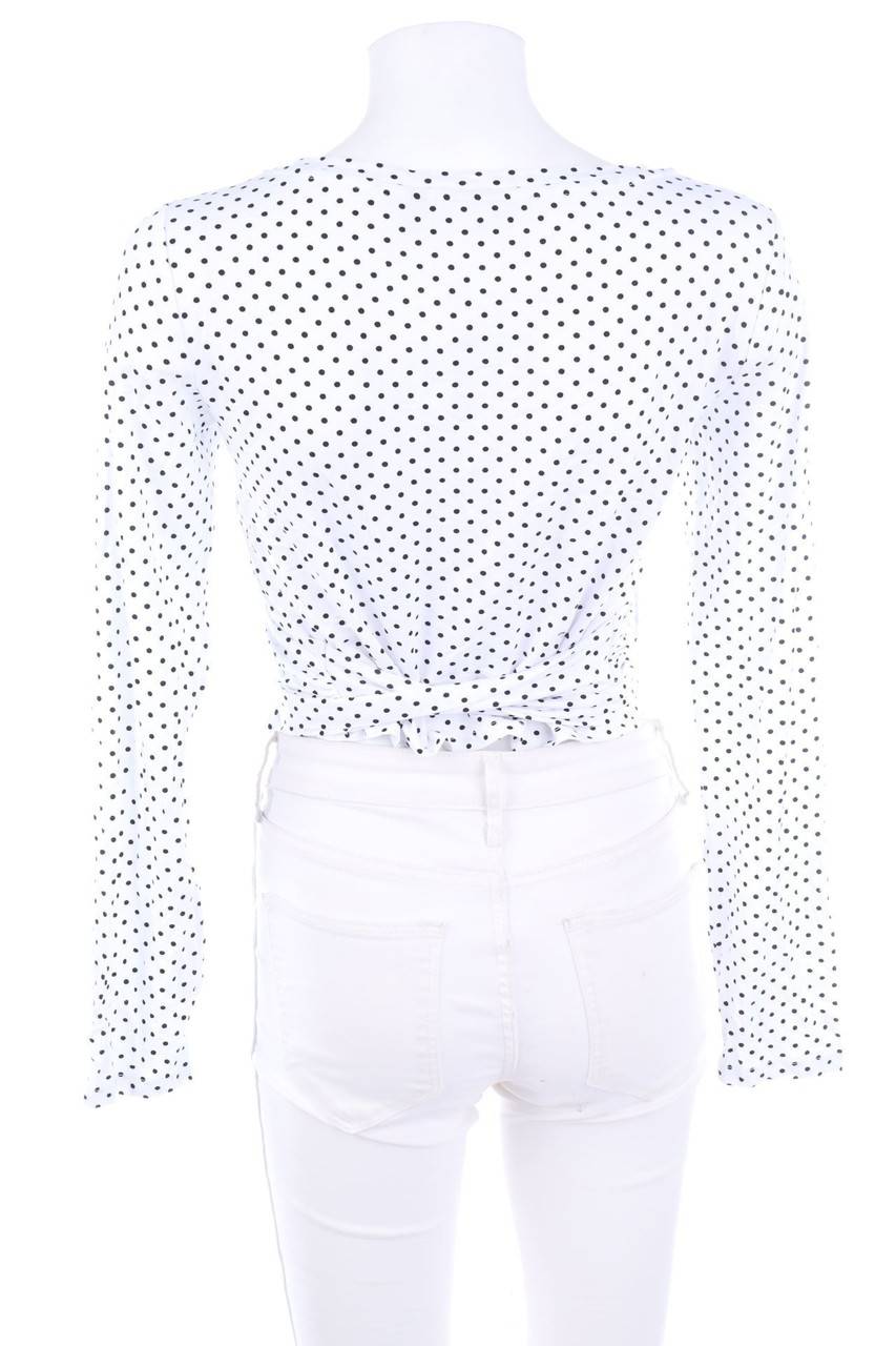Carou asos DESIGN Wickel-Cropped-Shirt mit Punkten Schlussverkauf