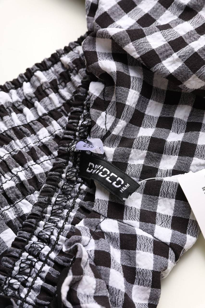 Carou H&M DIVIDED Cropped-Kurzarm-Bluse mit Puffärmeln Limitierter Zeitrabatt