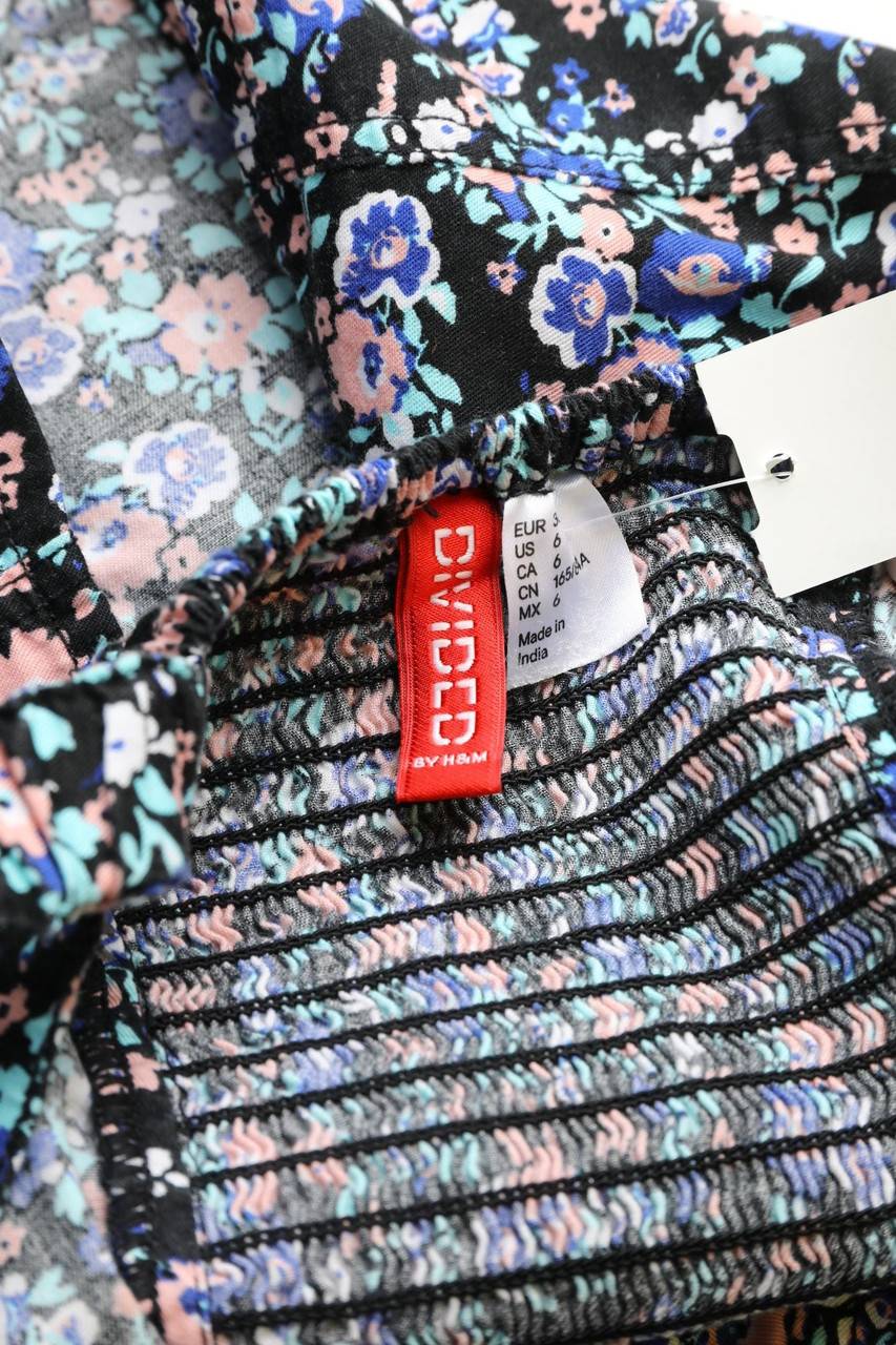 Carou H&M DIVIDED Crop-Top mit Blumen-Print Großer Ausverkauf