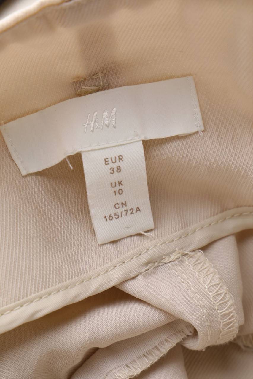 Carou H&M Shorts mit Gürtel Online Outlet