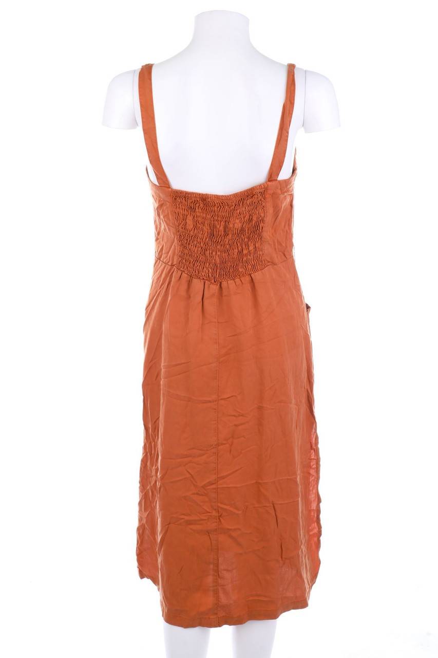 Carou Bershka Träger-Kleid Wochenangebot