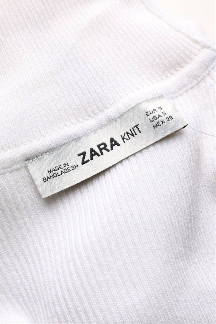 Carou ZARA Strick-Top aus Baumwolle mit Rollkragen Nur noch ein Tag übrig