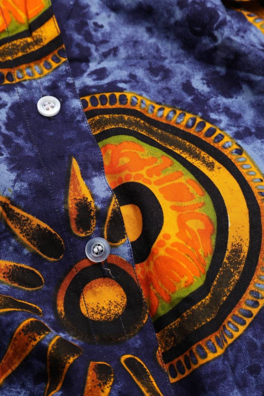 Carou VINTAGE Kurzarm-Bluse mit Print Black Friday