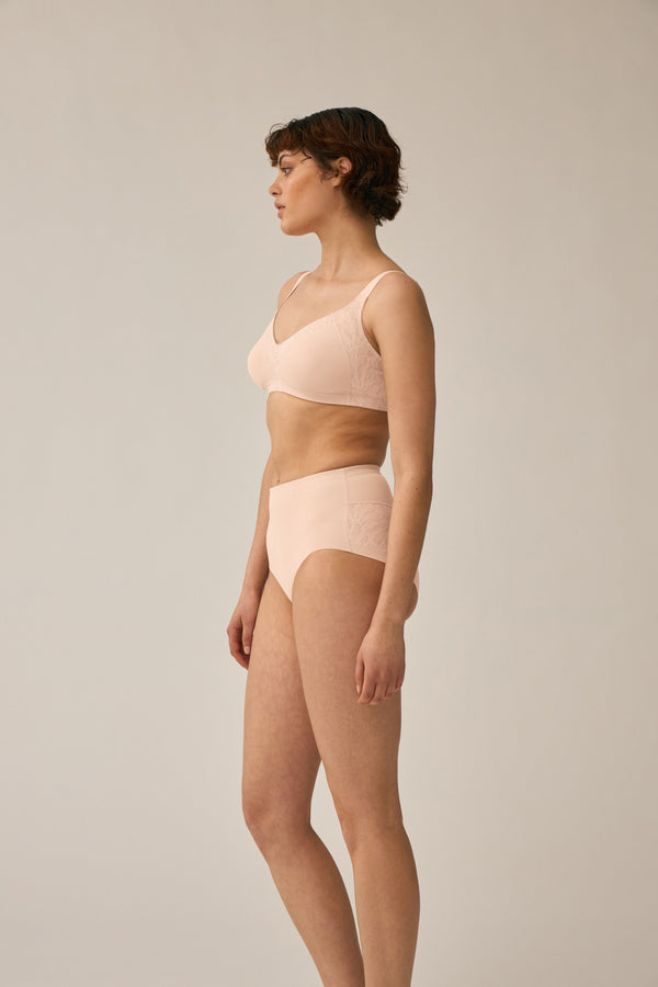 Naturana Minimizer und Side Smoother BH mit Spitze - Light Beige Neueste Mode