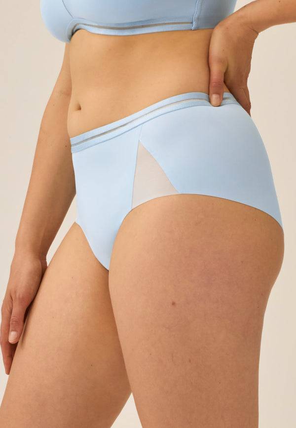 Naturana Clean Cut Panty mit Mesh-Details - Swimming Pool Nur noch ein Tag übrig