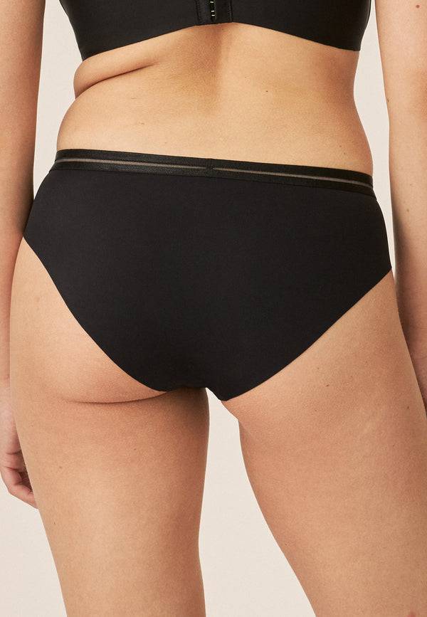 Naturana Clean Cut Slip mit Mesh-Details - Schwarz Verkauf