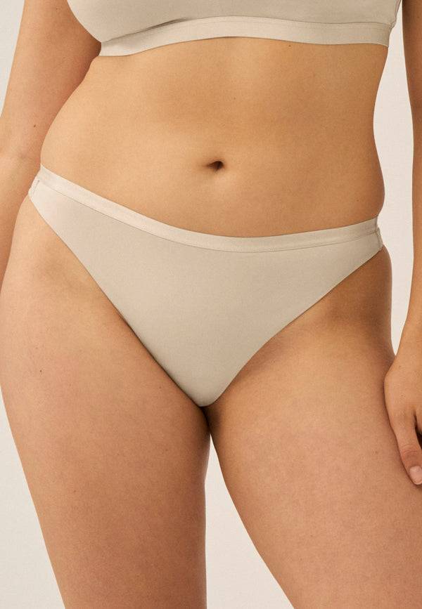 Naturana String - Light Beige Großer Ausverkauf