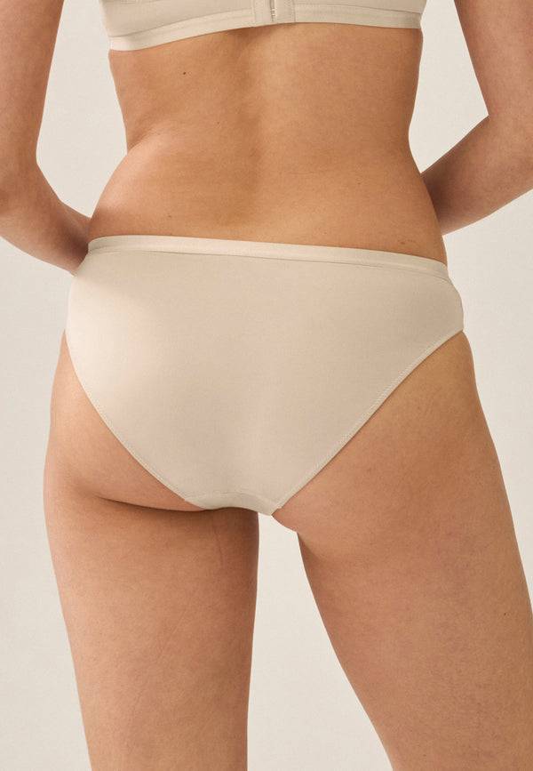 Naturana Slip - Light Beige Begrenztes Angebot