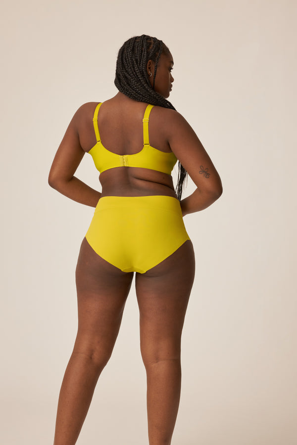 Naturana High Waist Slip mit leichtem Shape-Effekt - Golden Olive Zeitbegrenzte Promotion