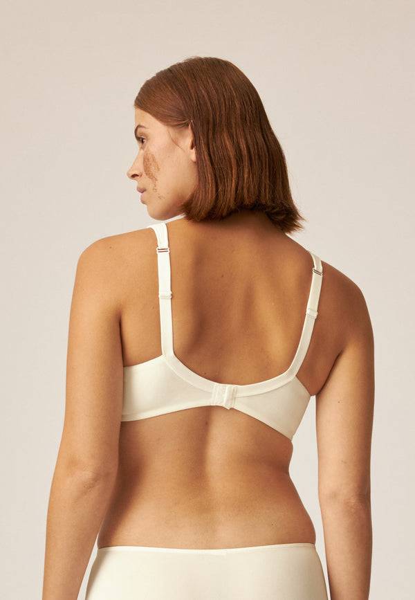 Naturana Bügelloser BH mit Schale und Glanzband - Ecru Rabatte dieses Monats