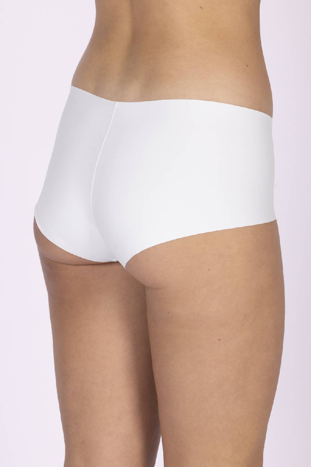 Nina Von C. Shorts, SECRET SOFT Vierteljährliche Förderung