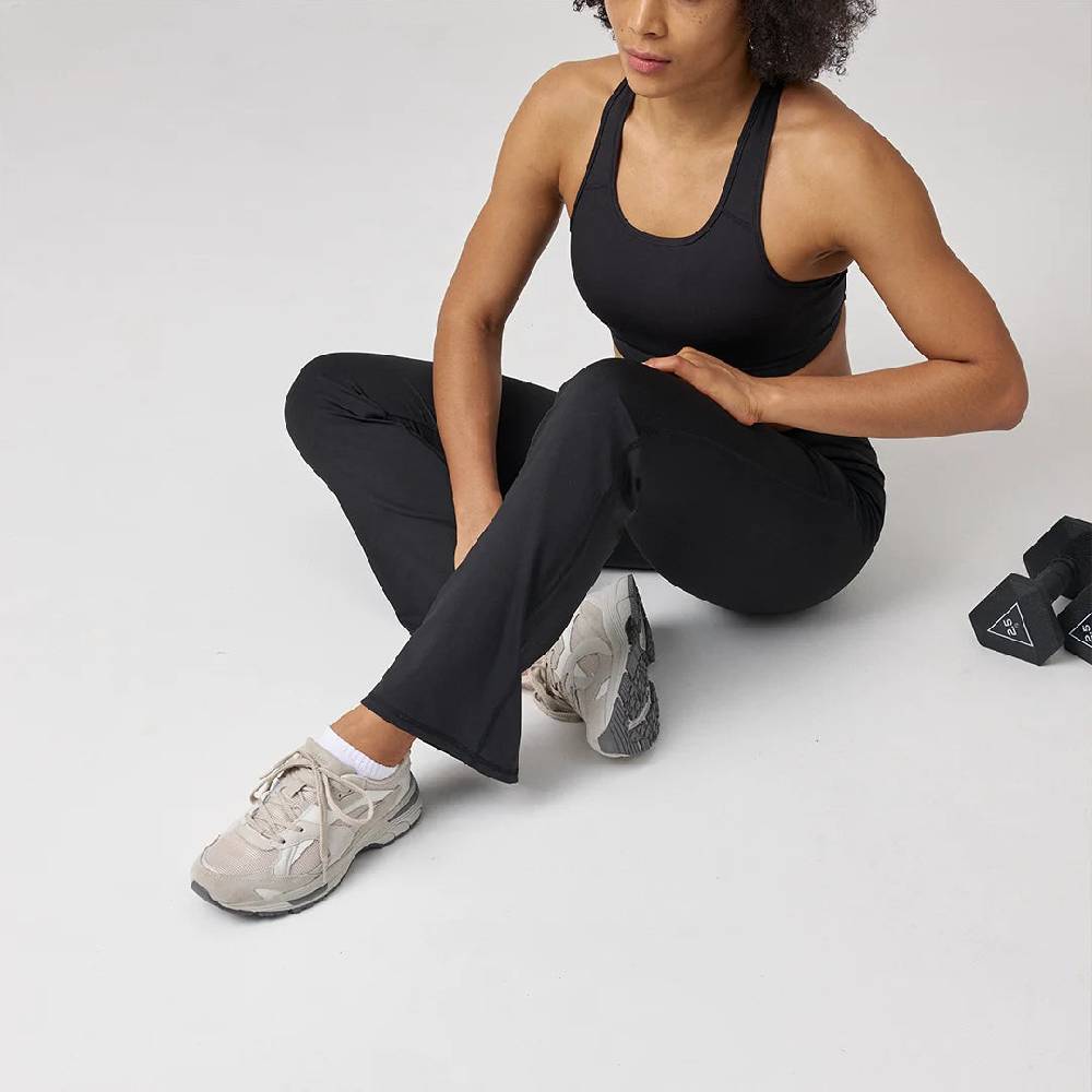 Snocks Leggings mit Schlag aus recyceltem Polyester Begrenzt auf 3 Tage